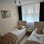 Every Sky Nadrzeczna 10 아파트
